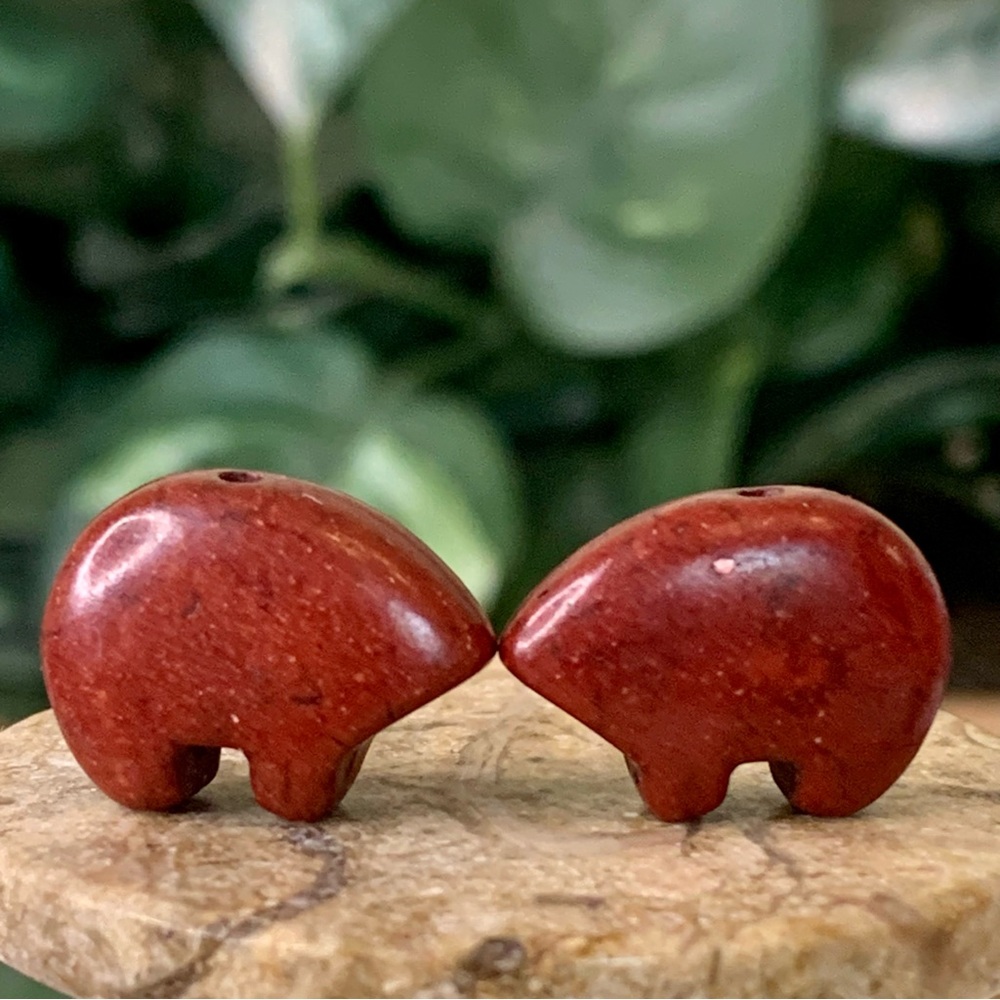 Native American Zuni Style Carved Red Jasper Bear Fetish Beads Miniature Animals